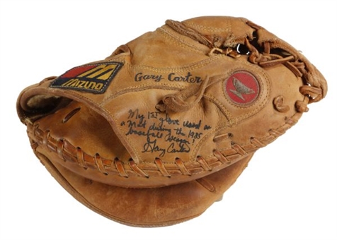 Gary Carter Game Used and Signed First Catchers’ Mitt Used with Mets (PSA/DNA)